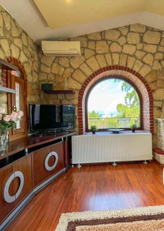 Villa George Afytos Eksteriør bilde