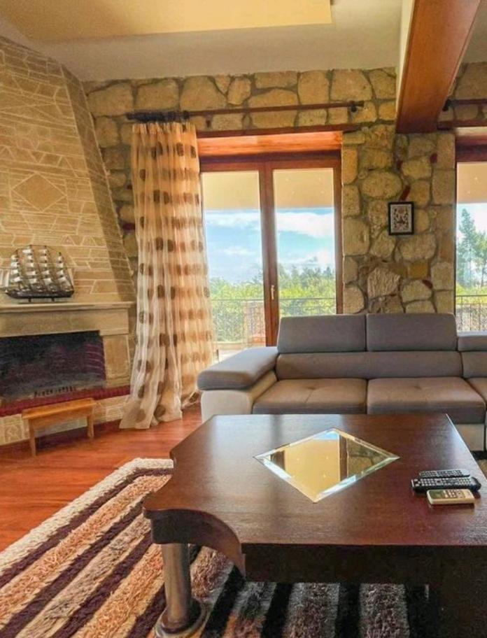 Villa George Afytos Eksteriør bilde