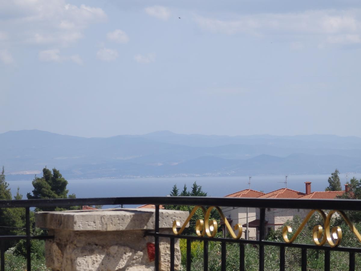 Villa George Afytos Eksteriør bilde